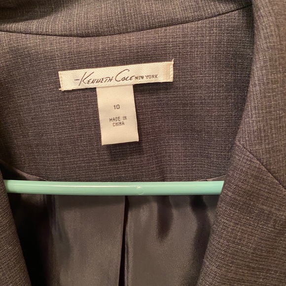 Coat - Picture 2 of 2